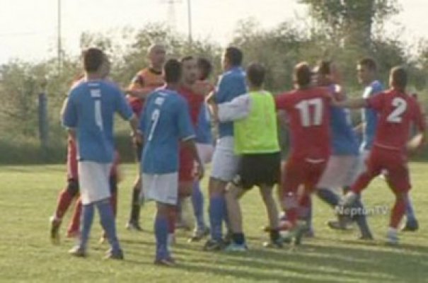 Fotbalistul agresat pe un stadion din Constanţa a depus plângere la Poliţie